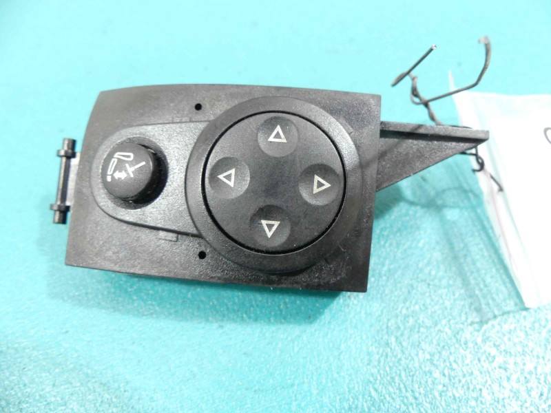 Блок кнопок склопідйомників Volkswagen Touareg 3D0953551