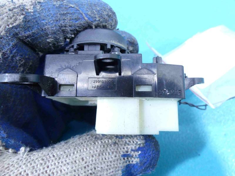 Блок кнопок стеклоподъемников Hyundai Veloster 299103336 — фото детали 5