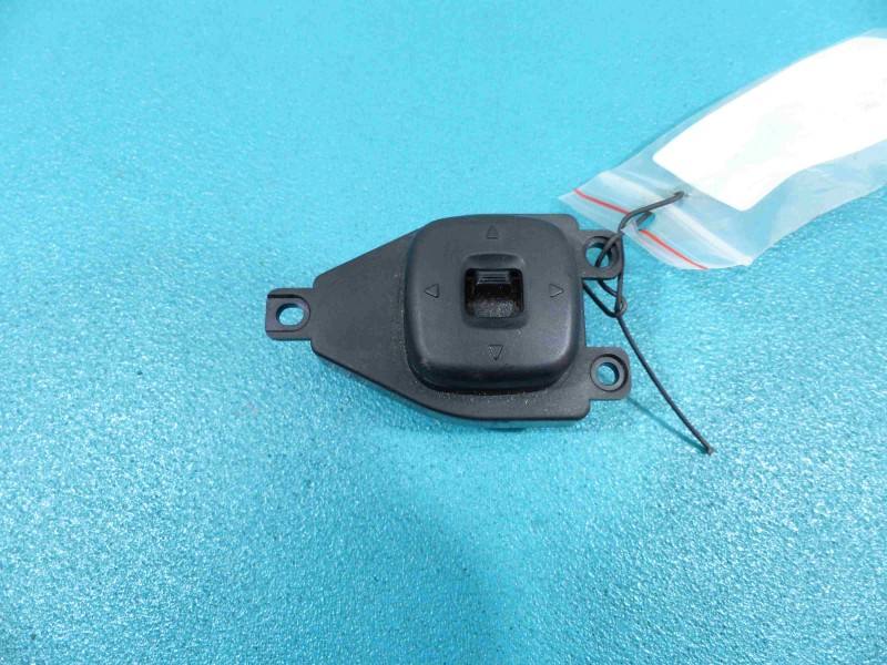 Блок кнопок стеклоподъемников Mazda 3 BJOE66600