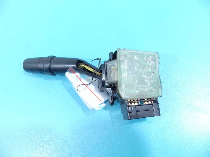 Підрульовий перемикач двірників Toyota Celica T23 172020 — фото деталі 4