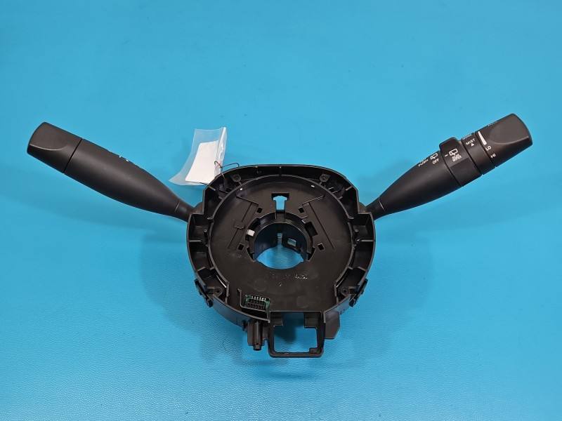 Тубус підрульовий блок перемикачів Jeep Cherokee P68189101AE