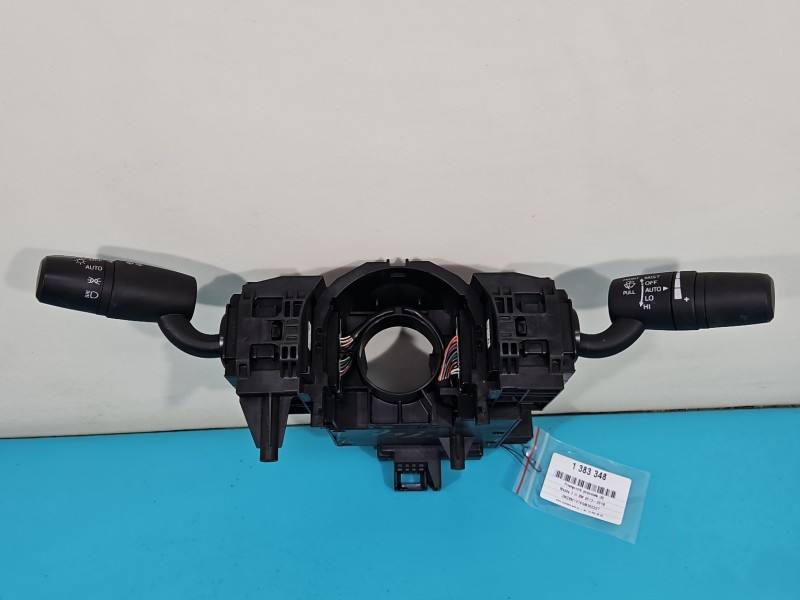 Тубус підрульовий блок перемикачів Mazda 3 SKE133-01