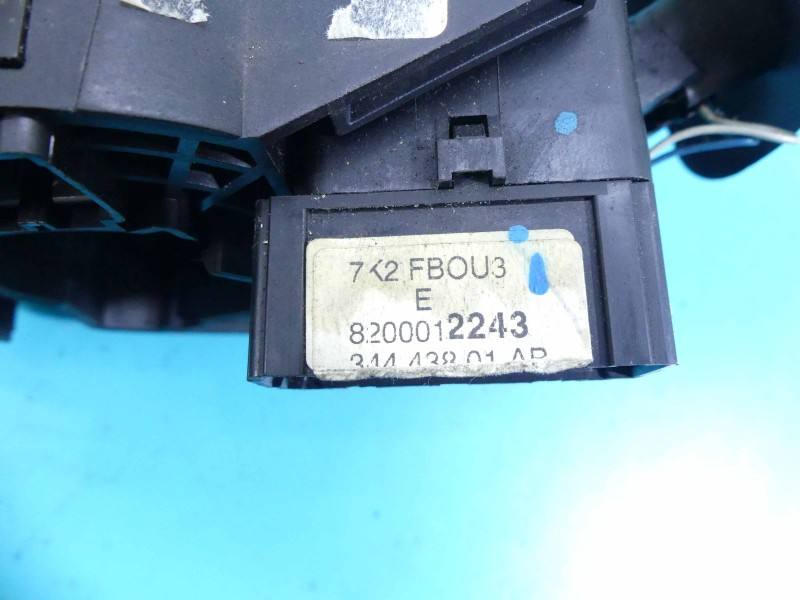 Тубус підрульовий блок перемикачів Renault Laguna 8200012243 — фото деталі 11