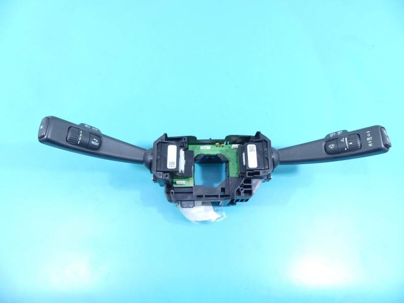 Тубус підрульовий блок перемикачів Volvo XC60 31394008