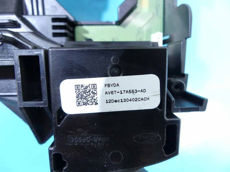Тубус підрульовий блок перемикачів Ford Focus AV6T-13335-AD — фото деталі 3