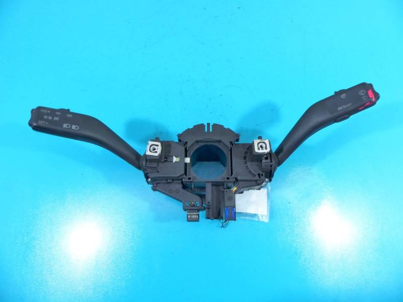Тубус підрульовий блок перемикачів Seat Toledo 1K0953503AB