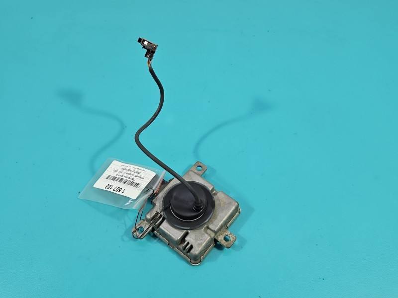 Блок розпалу ксенону Mitsubishi Outlander W3T23371