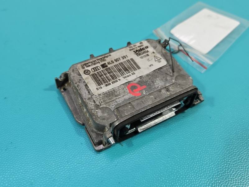 Блок розпалу ксенону Volkswagen Passat B6 4L0907391