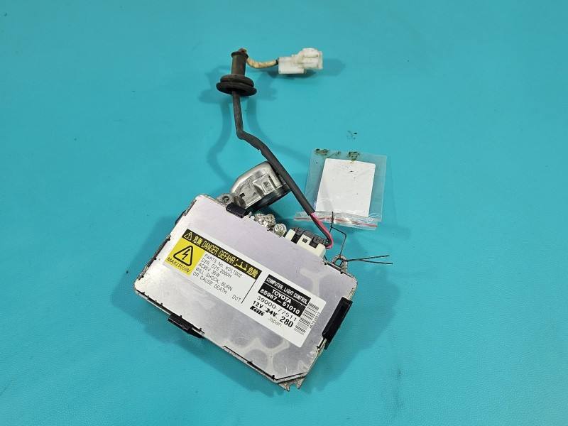 Блок розпалу ксенону Lexus RX 85967-51010