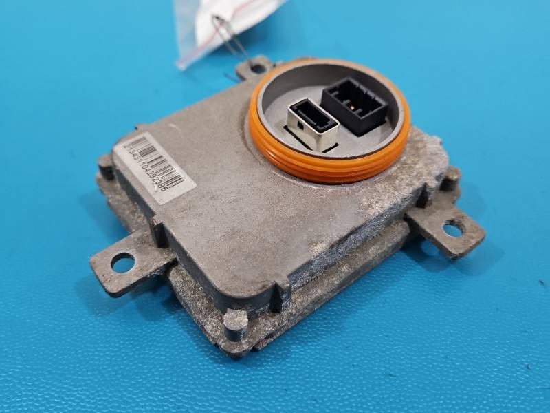 Блок розпалу ксенону Volkswagen Passat B7 8K0941597B