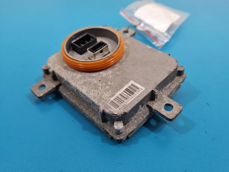 Блок розпалу ксенону Volkswagen Passat B7 8K0941597B