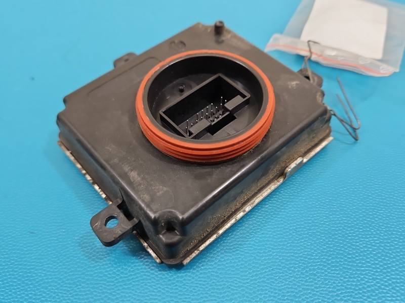 Блок розпалу ксенону Volkswagen Passat B8 4G0907697F