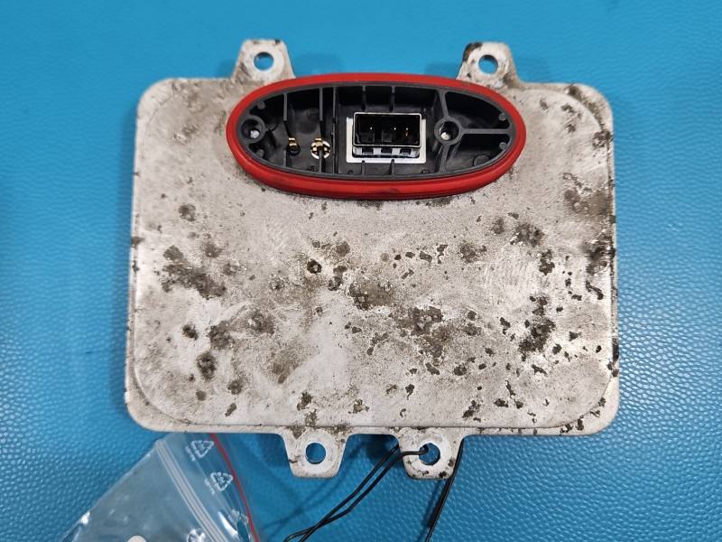 Блок розжига ксенона Opel Antara 5DV009000-00 — фото детали 2