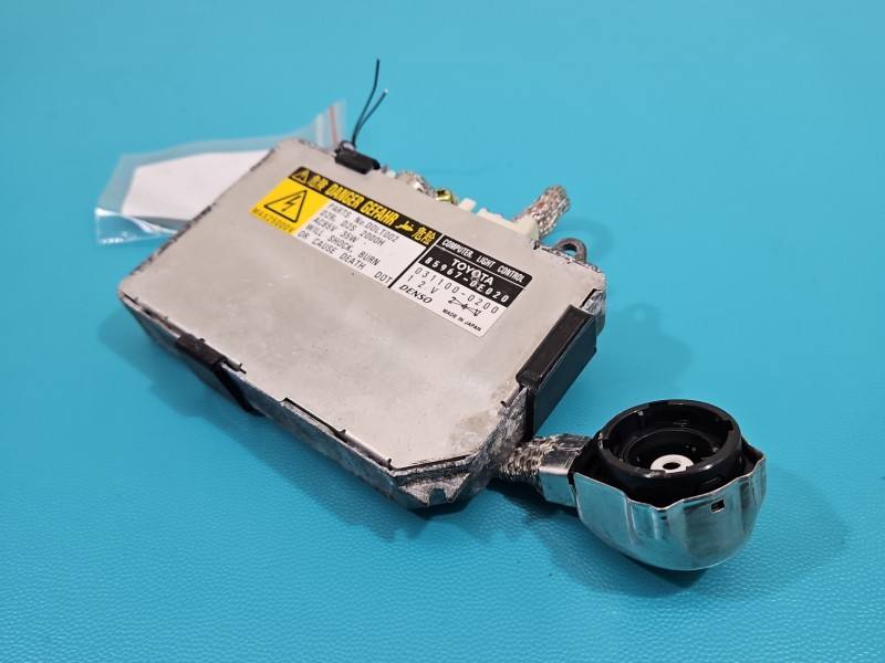 Блок розпалу ксенону Lexus RX 85967-0E020