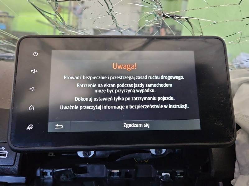 Штатна магнітола радіо Dacia Sandero 280216590R
