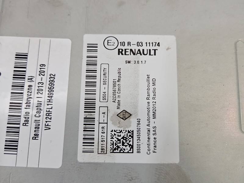 Штатная магнитола радио Renault Captur 281151761R — фото детали 3