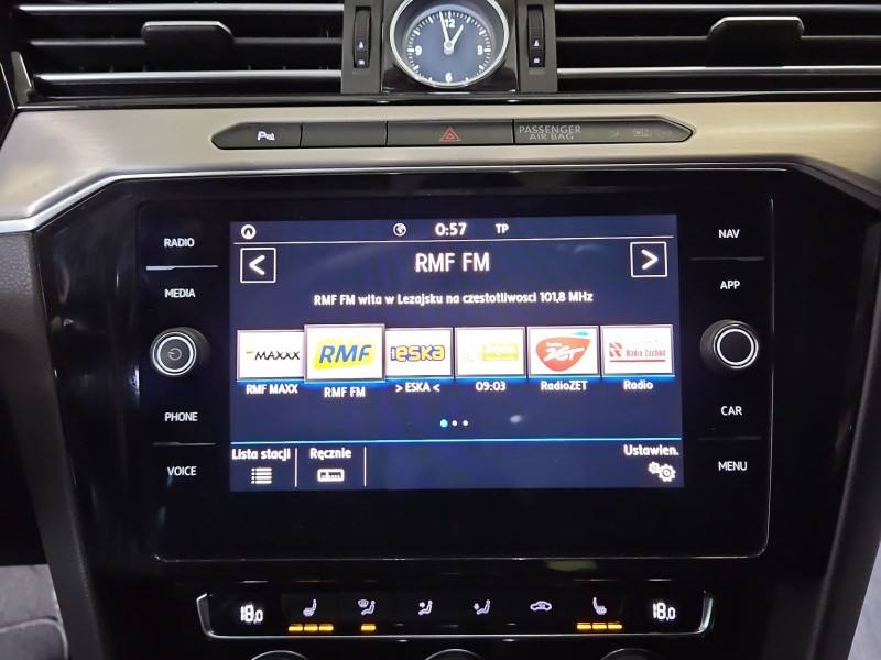 Штатна магнітола радіо Volkswagen Passat B8 5G6919605B