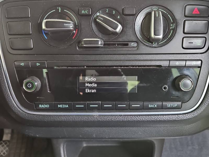 Штатна магнітола радіо Skoda Citigo 1ST035867B
