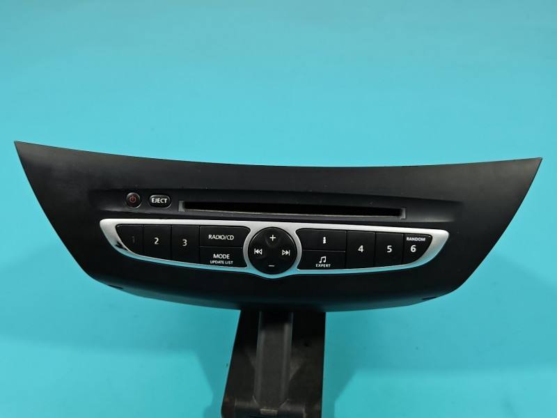 Штатна магнітола радіо Renault Laguna 281150013R