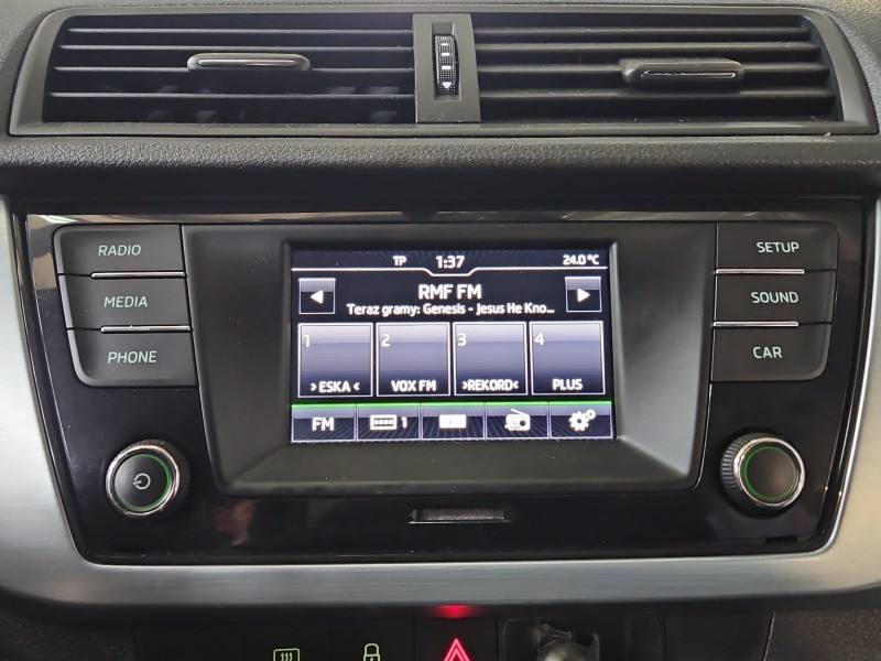 Штатна магнітола радіо Skoda Fabia 3 6V0035871D