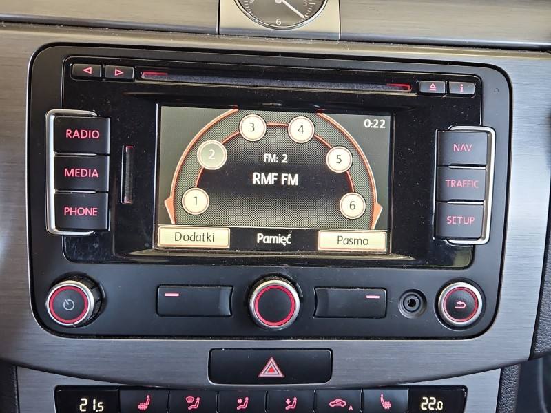 Штатна магнітола радіо Volkswagen Passat B7 3C0035279H