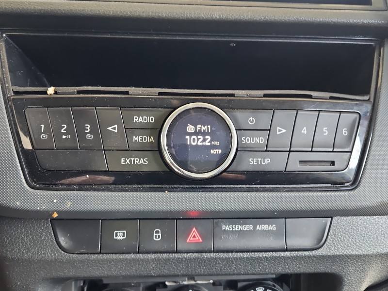 Штатна магнітола радіо Skoda Fabia 3 6V0035872B