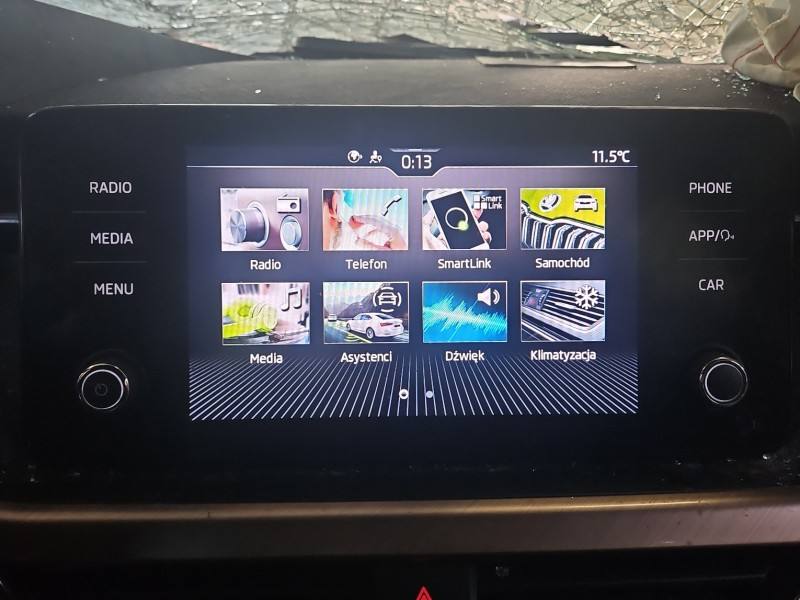 Штатна магнітола радіо Skoda Scala 654035869K