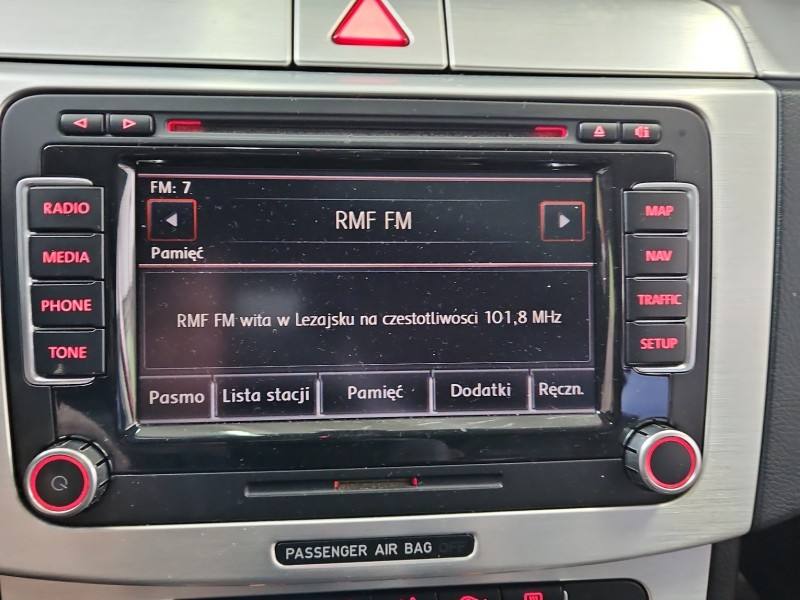 Штатна магнітола радіо Volkswagen Passat CC 1T0035680B