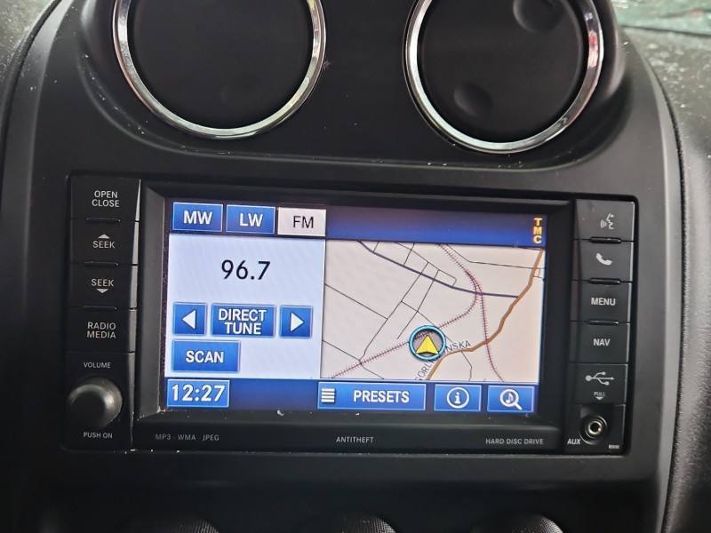 Штатная магнитола радио Jeep Compass P68091003AE