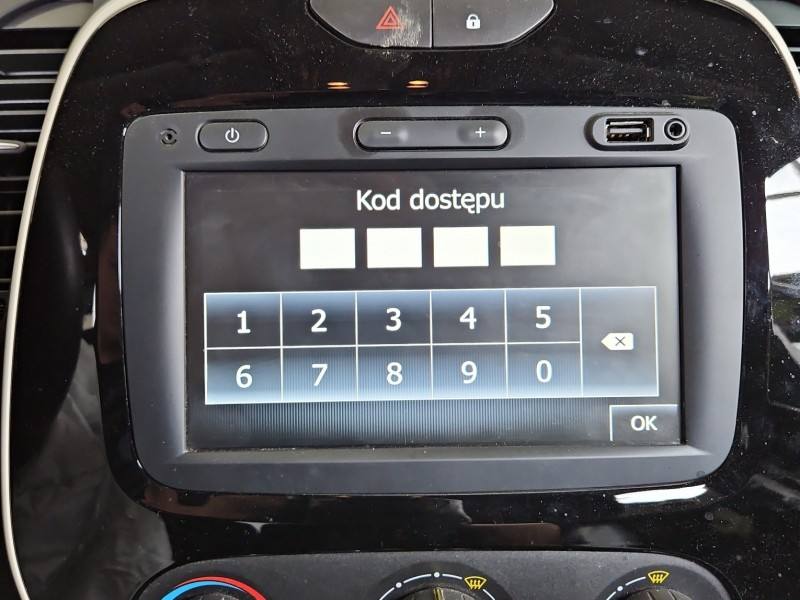 Штатна магнітола радіо Renault Captur 281155777R