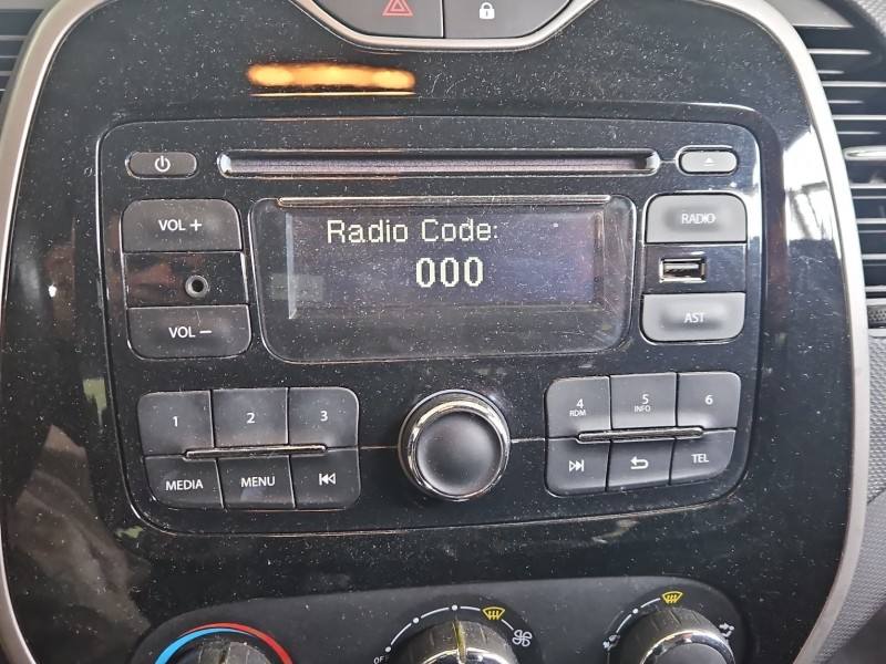 Штатна магнітола радіо Renault Captur 281156127R