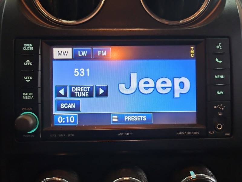 Штатна магнітола радіо Jeep Compass P68091003AD