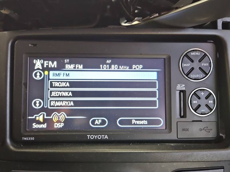 Штатна магнітола радіо Toyota Auris 86113-60W200 — фото деталі 2