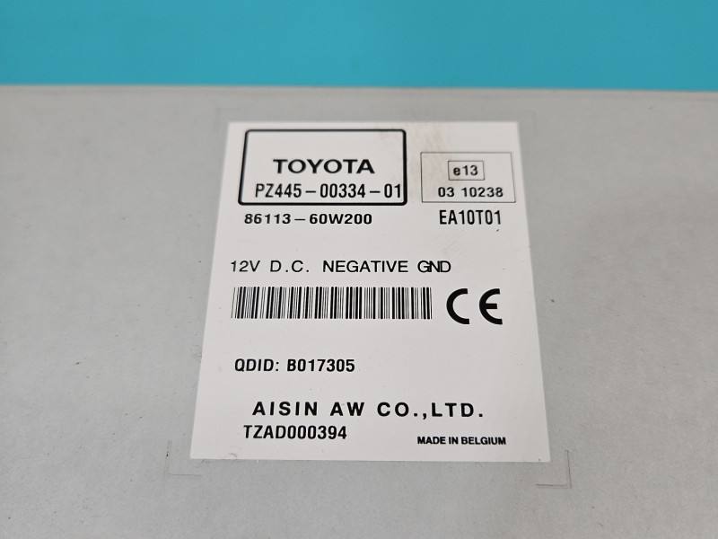 Штатна магнітола радіо Toyota Auris 86113-60W200 — фото деталі 8