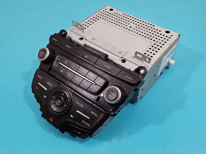 Штатна магнітола радіо Ford Focus F1BT-18C815-GK