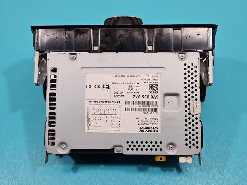 Штатна магнітола радіо Skoda Fabia 3 6V0035872 — фото деталі 6