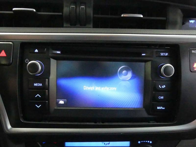 Штатна магнітола радіо Toyota Auris 86140-02290