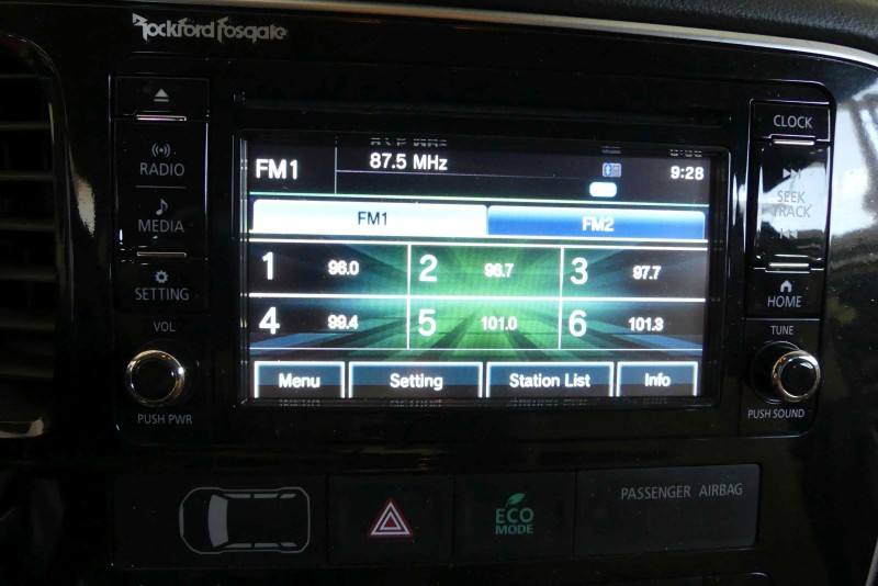 Штатная магнитола радио Mitsubishi Outlander 8701A668