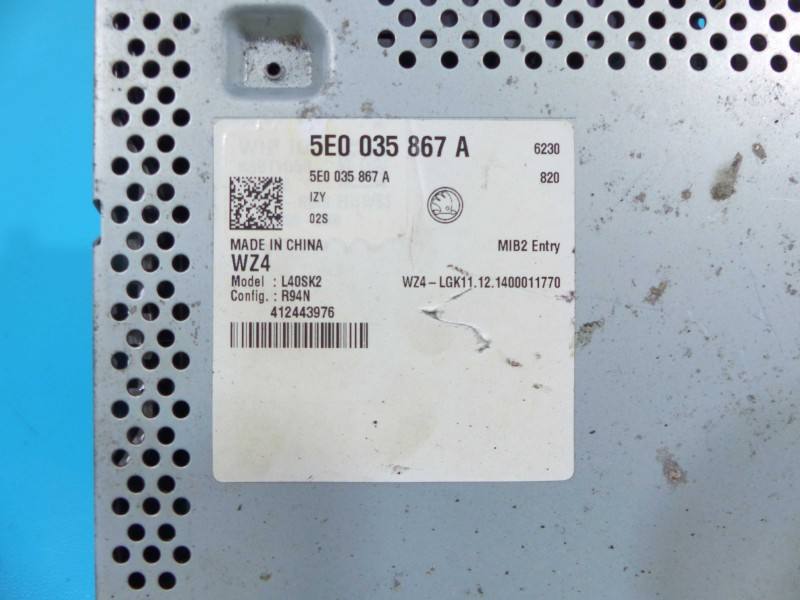 Штатна магнітола радіо Skoda Octavia 3 5E0035867A — фото деталі 6