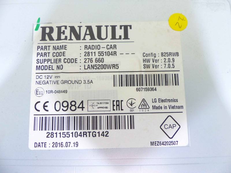 Штатная магнитола радио Renault Captur 281155104R — фото детали 4