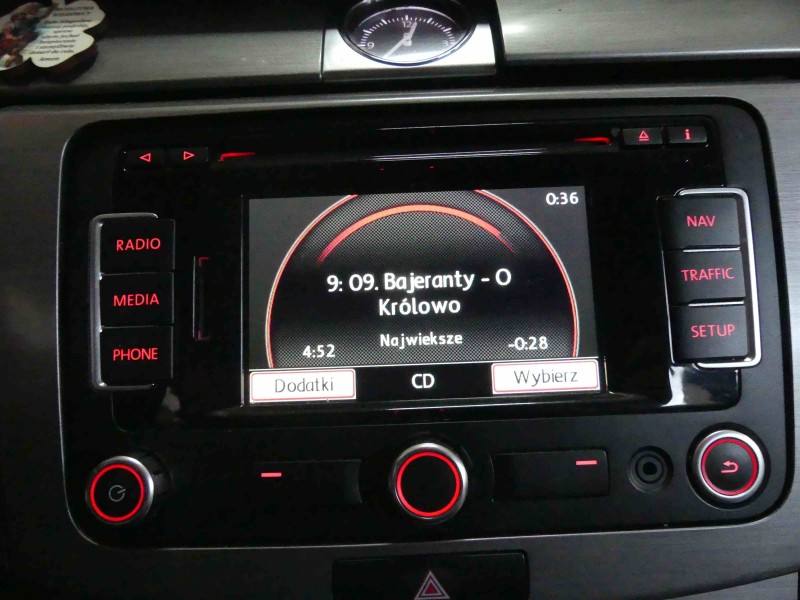 Штатна магнітола радіо Volkswagen Passat B7 3C0035279N