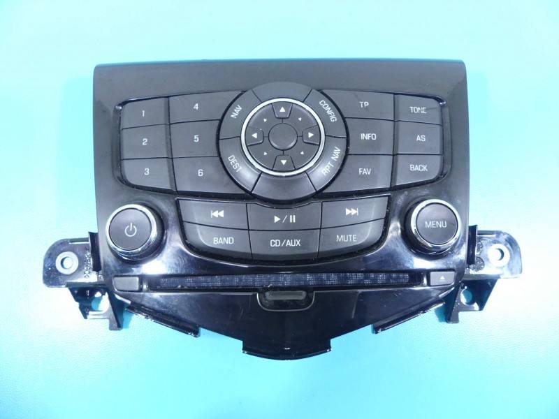 Штатная магнитола радио Chevrolet Cruze 95057376