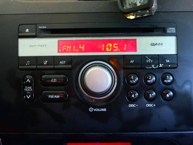 Штатна магнітола радіо Fiat Sedici 39101-79J0