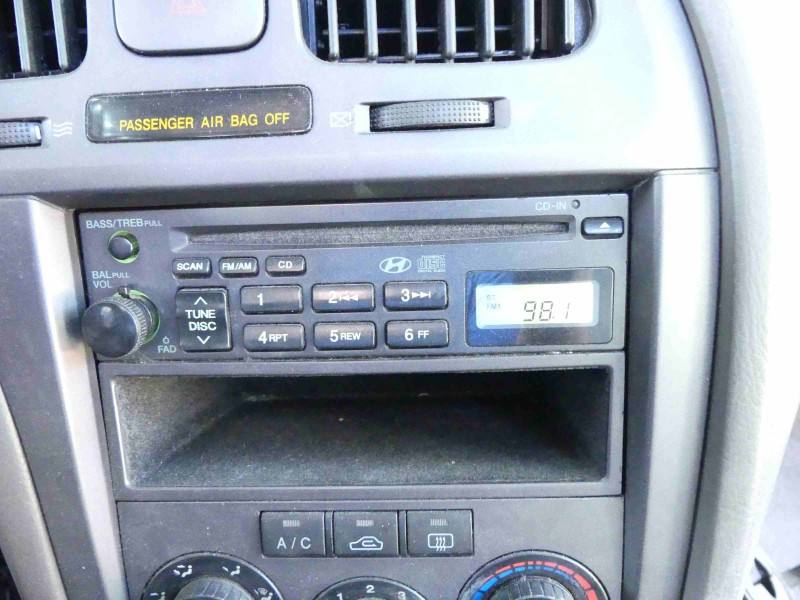 Штатна магнітола радіо Hyundai Elantra 96160-2D105A