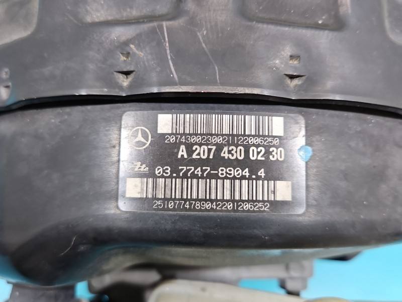 Вакуумний підсилювач гальм ГТЦ Mercedes E C207 A2074300230 — фото деталі 6