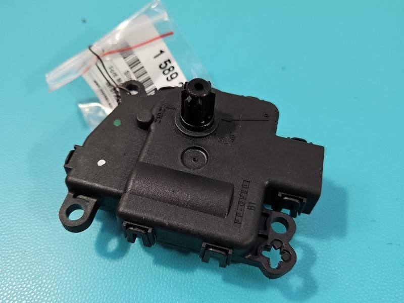 Моторчик заслонки печки Ford Mondeo DG9H-19E616-CA