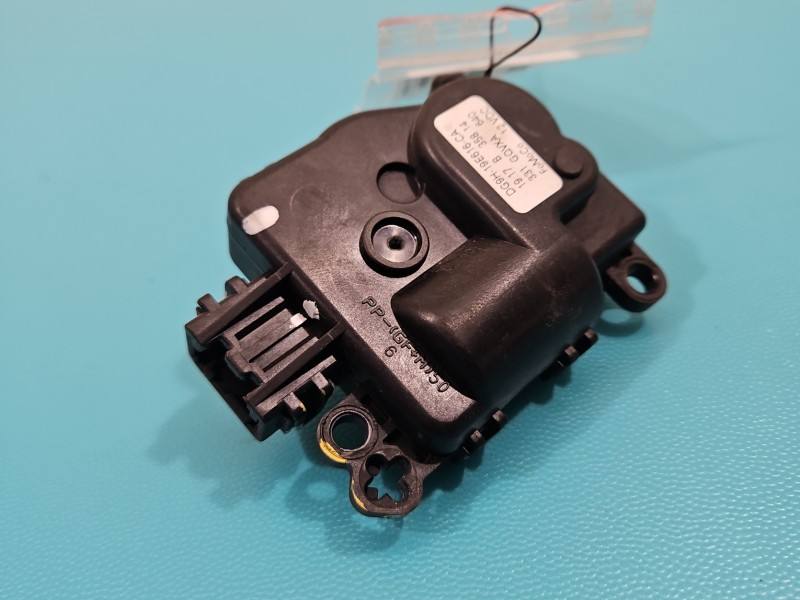 Моторчик заслінки пічки Ford Fusion FG9H-19E616-CA
