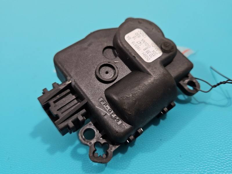 Моторчик заслонки печки Ford Mondeo DG9H-19E616-BC