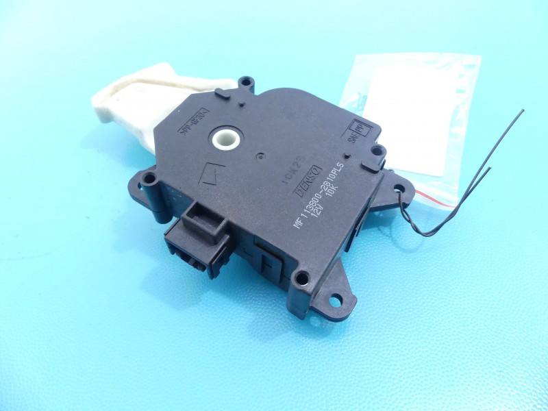 Моторчик заслінки пічки Toyota Avensis T27 113800-2810