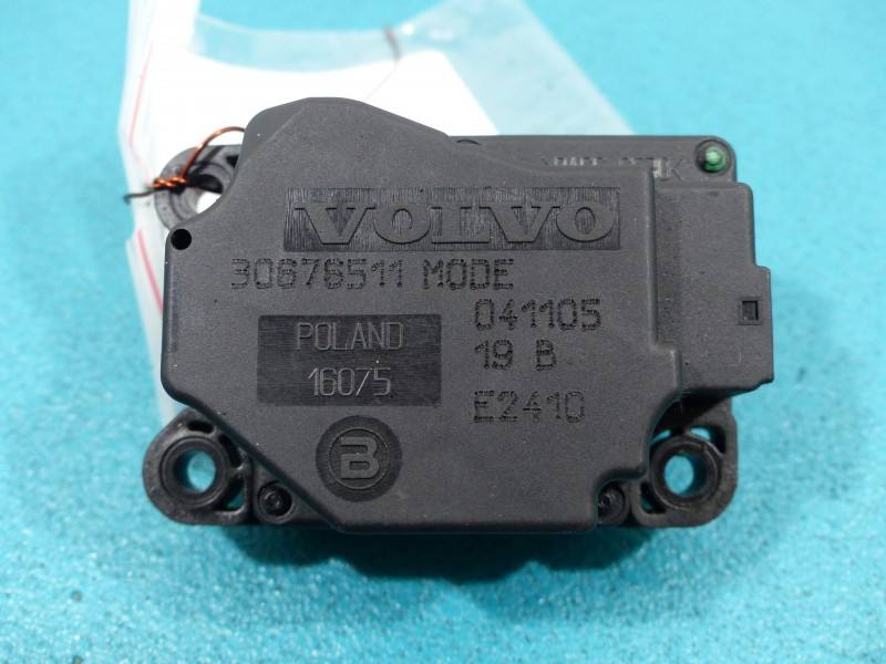 Моторчик заслонки печки Volvo XC90 30676511
